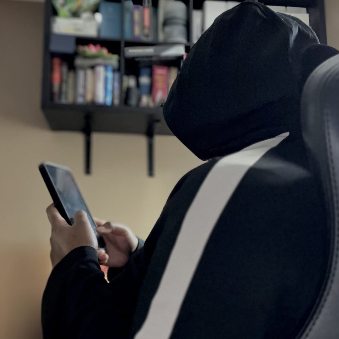 You are currently viewing How to Do a Digital Detox in 2026 (Without Accidentally Isolating Yourself)